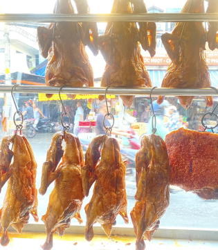  Toàn Ký – Thương hiệu vịt quay, heo quay chuẩn vị Hoa, uy tín hơn 10 năm!